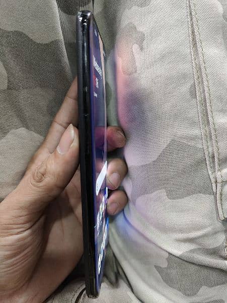 OnePlus 9pro 12GB ram 256GB minor shade on display condition new hai 6