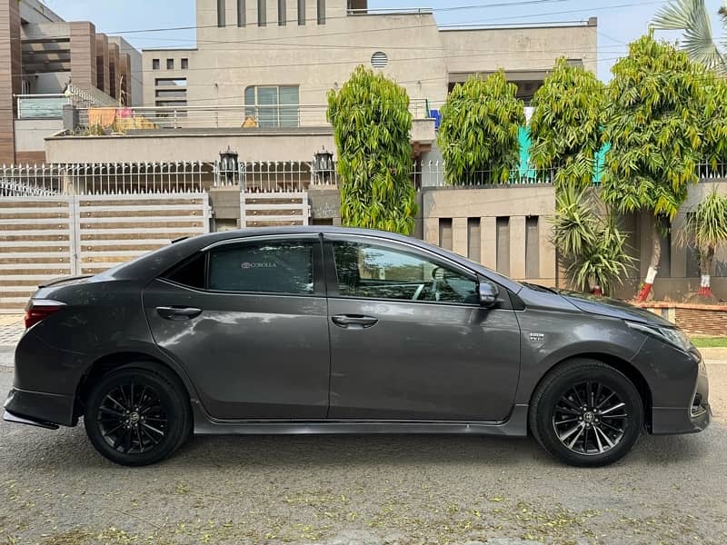 Toyota Corolla Altis 2018 1.6 7