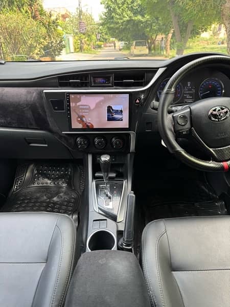 Toyota Corolla Altis 2018 1.6 10