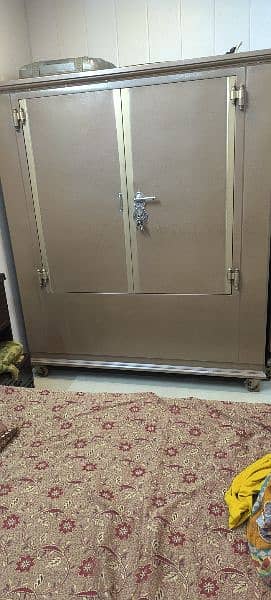 petti safe, kapron ki safe 24 gej iron safe 5