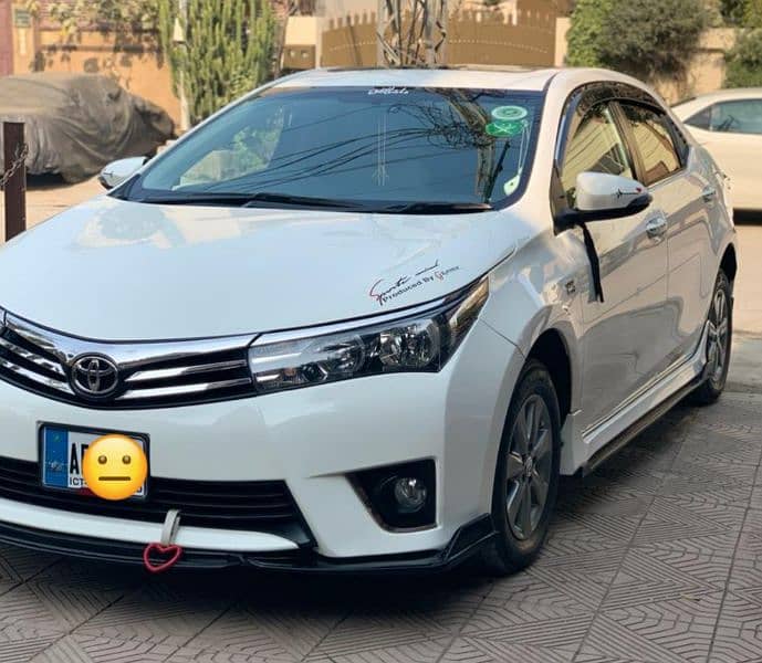 Toyota Corolla Altis 2016 1