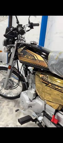 HONDA BLACK 125SELF GOLD EDITION