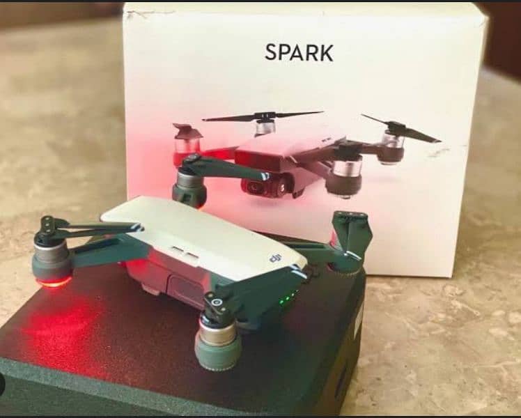 Dji Spark with all accessories 0