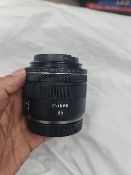 Canon Rf 35mm F1.8 ls stm 3