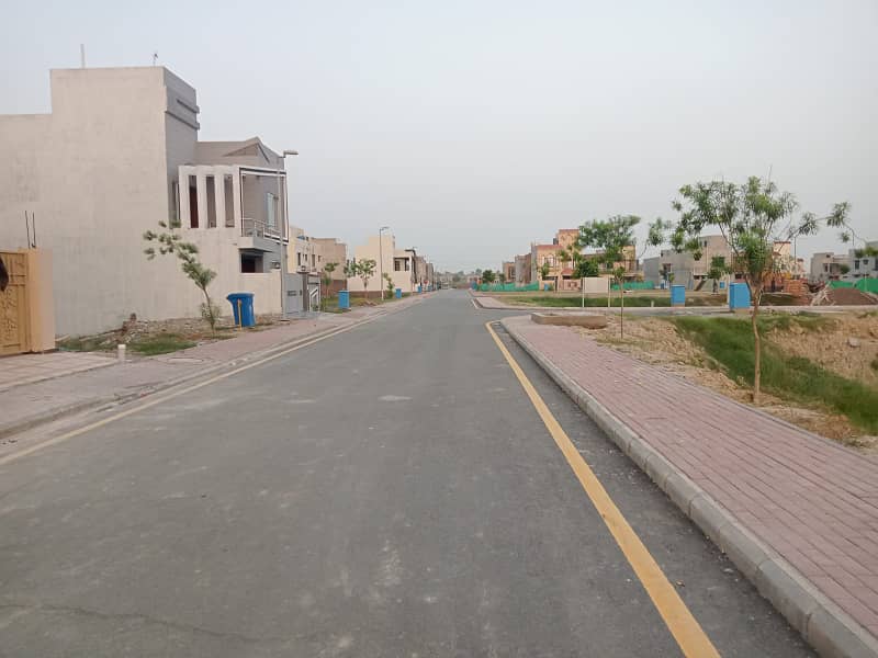 5 Marla Ready to Construct Plot in Bahria Orchard Low Cost Block H 4