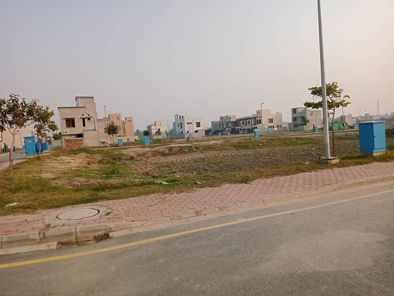 5 Marla Ready to Construct Plot in Bahria Orchard Low Cost Block H 16