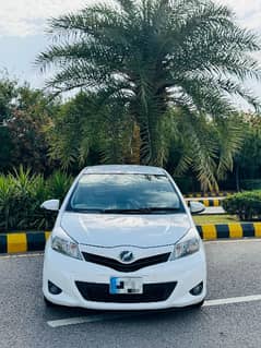 Toyota Vitz 2013