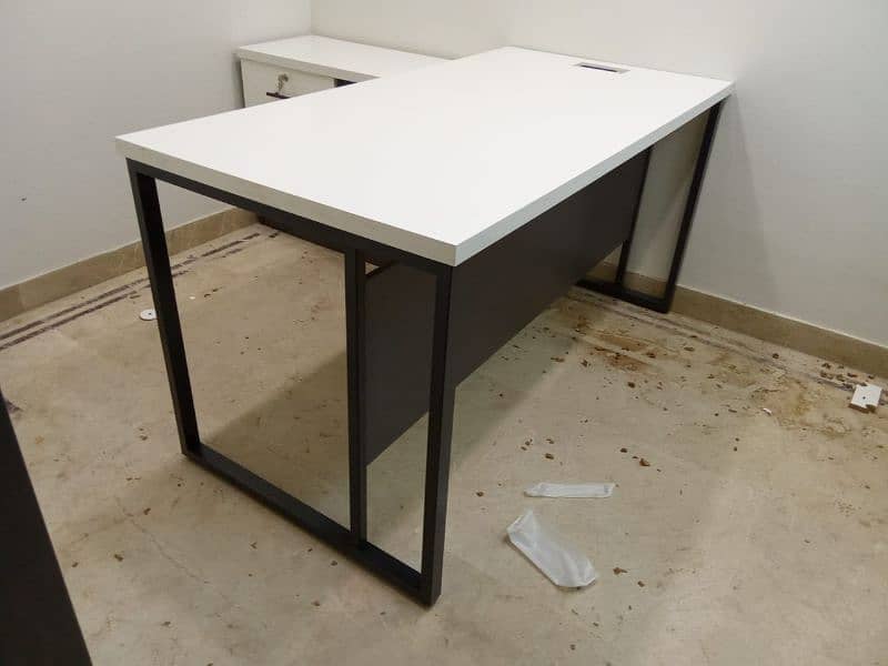 Office Table, Manager Table, Executive Table with side rack 10