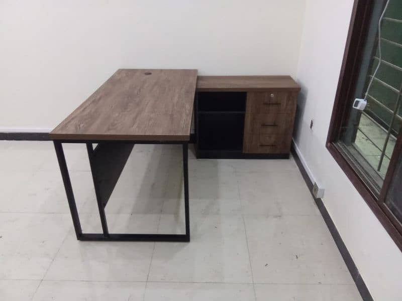 Office Table, Manager Table, Executive Table with side rack 16