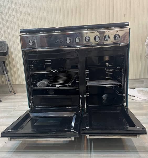 cooking range with 4 burners, 1 deep fryer, Baking & grilled ovens 0