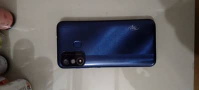 itel p17 pro   only panel damage all okk phone