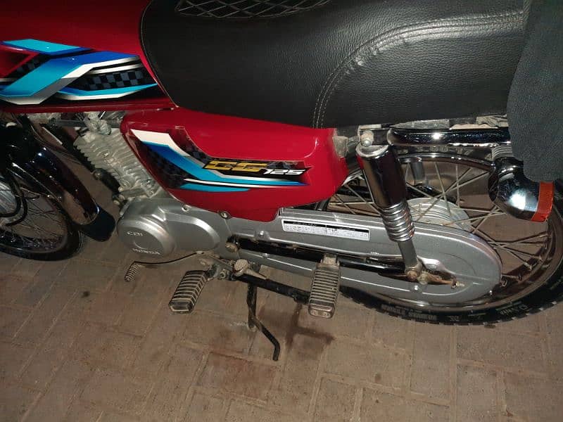 Honda CG 125, 2024 Model 03158774390 5