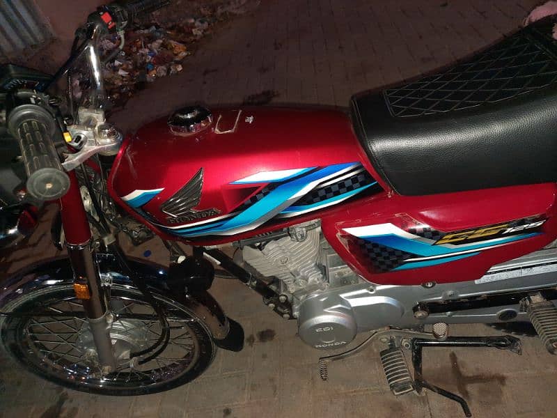 Honda CG 125, 2024 Model 03158774390 16