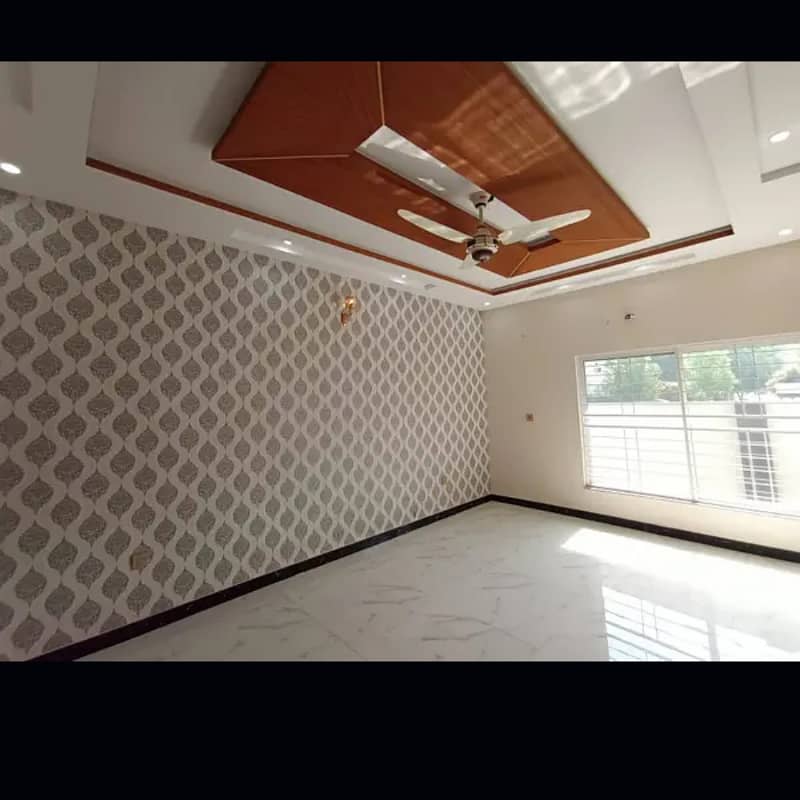 10 Marla House For Rent In Paragon City Lahore 10