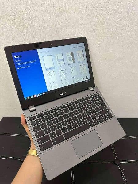 Acer | Laptop | 128GB Storage | 2GB RAM | | Windows 10 |Chromebook 4