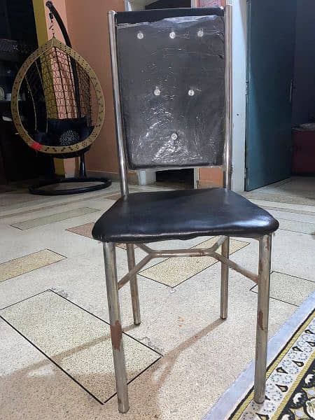 diningtable good condition 3