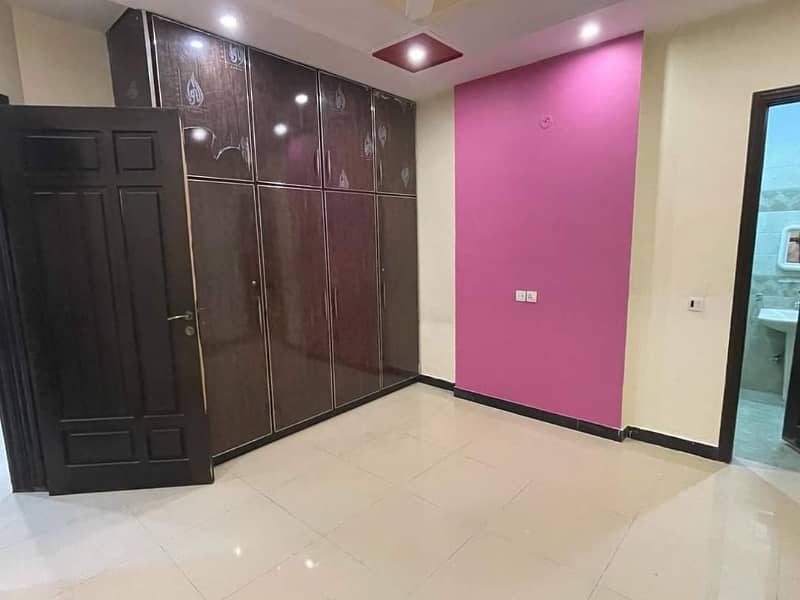 3 Bed Portion For Rent In Pchs Near Dha Lahore 4