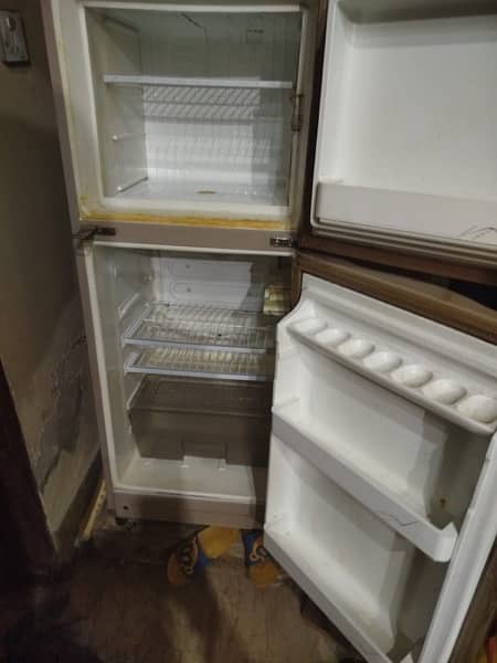 Dawlance refrigerator for sale 1