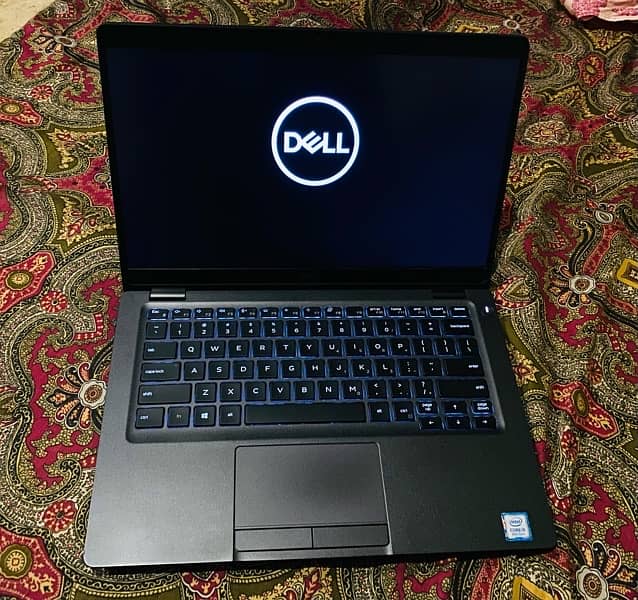 Dell Latitude 5300, i5 8th generation, 8GB ram 256GB SSD 1