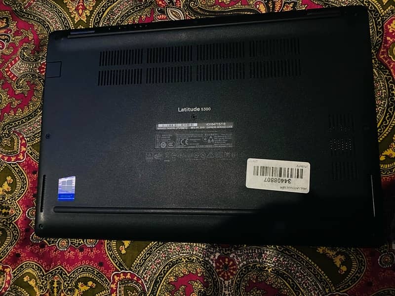 Dell Latitude 5300, i5 8th generation, 8GB ram 256GB SSD 4