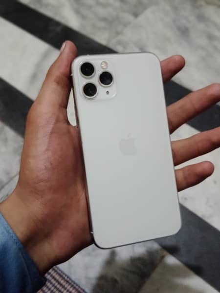 iPhone 11 Pro pta approved with box 0