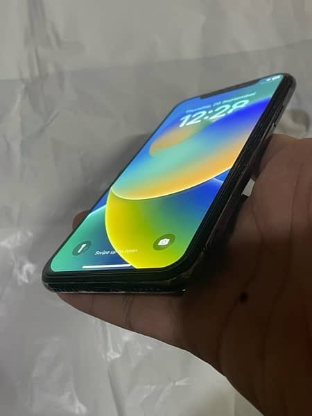 64GB battery health 90 panel change Face ID off 4