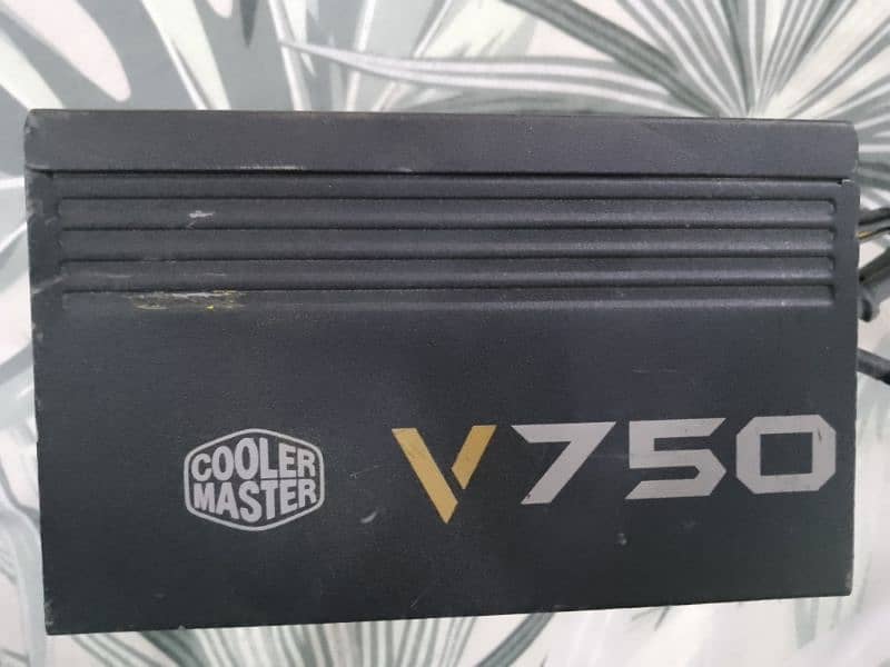 Cooler Master V. 750 Gold Fully Modular PSU 4