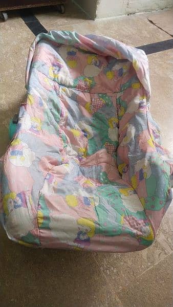 carry cot in good condition for sale 0