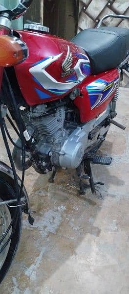 Honda 125// 2022 8