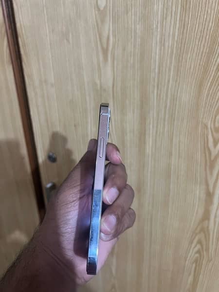 Iphone 12 pro for sale 4