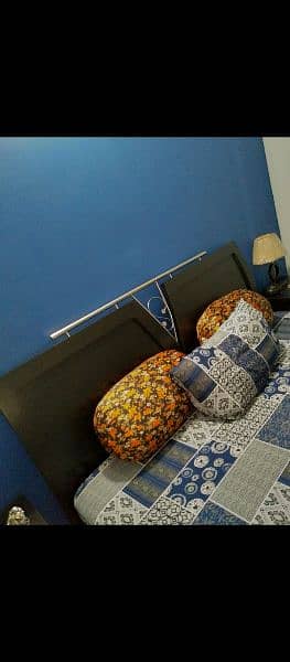 Bed Set With dressing + 2Sid tabel + Devider + Almari 5