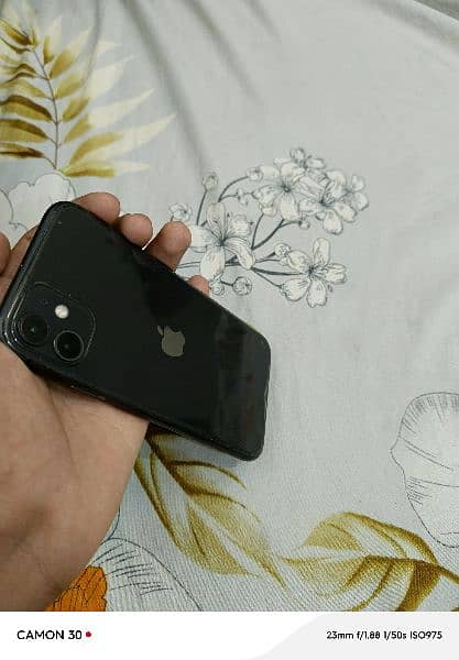 iphone 11 for sell 128 gb 0