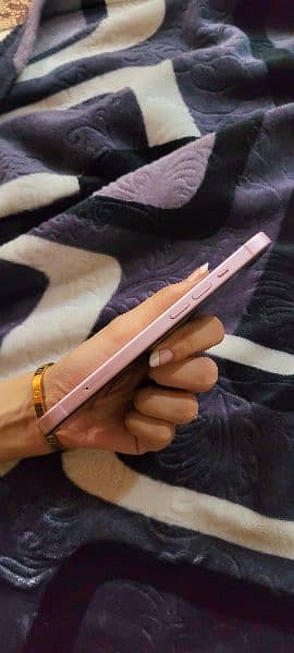 Iphone 15 pink 128gb Non PTA (girly hand used) 2