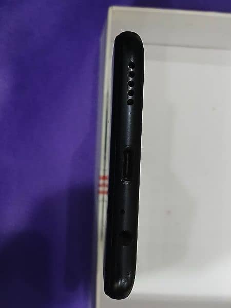 Huawei Y9s 128Gb Excellent Condition with box and all accessories 2