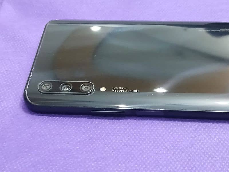 Huawei Y9s 128Gb Excellent Condition with box and all accessories 7