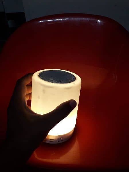 Lamp Speaker 9