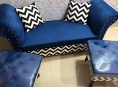 4 seater sofa 0