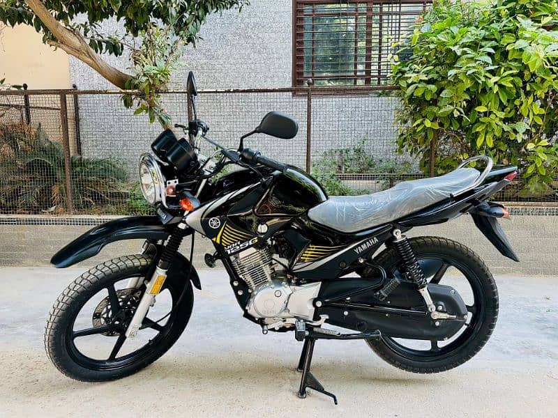 Yamaha YBR 125G Only 1k Driven 2024 model 0