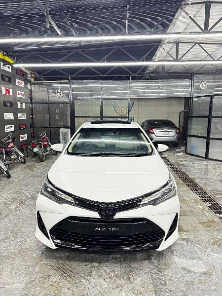 Toyota Altis Grande 2018 1