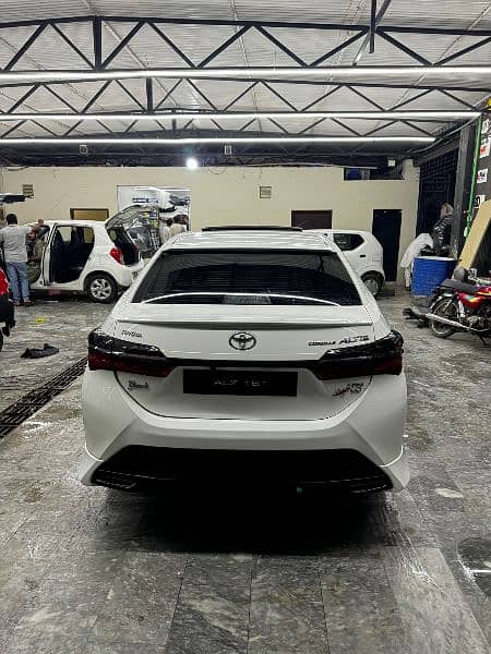 Toyota Altis Grande 2018 12