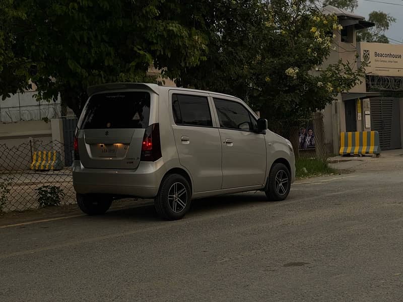 Suzuki Wagon R 2018 11