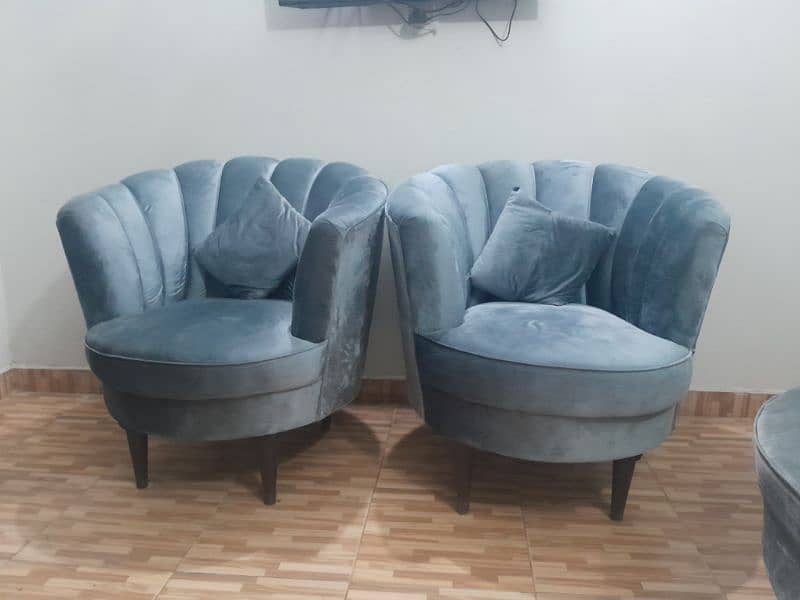 Grey 7 seater sofa set (4 month used) 2