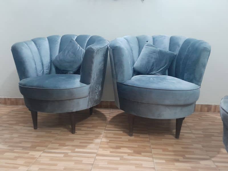 Grey 7 seater sofa set (4 month used) 3