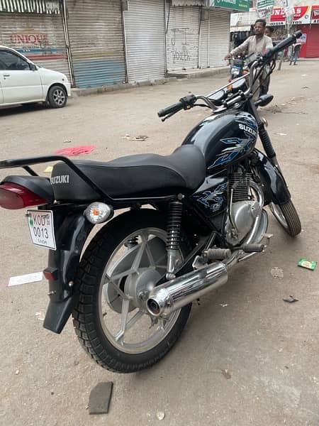 suzuki Gs 150(insured) 2