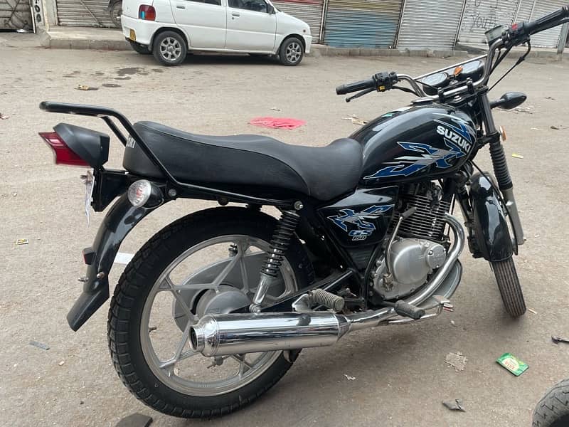 suzuki Gs 150(insured) 3