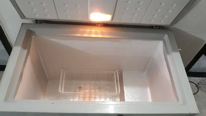 KENWOOD freezer for sale Full size 3