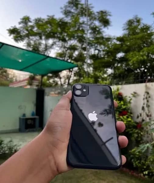 iPhone 11 (128gb) both sim pta approved 4