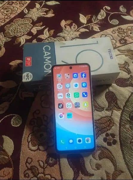 tecno camon 19 neo complete box 4