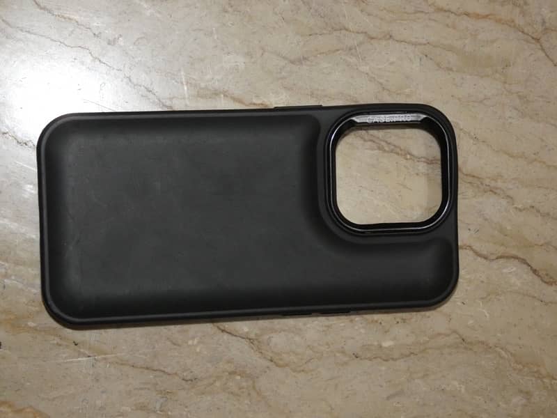 iPhone 14 pro Cases & Cover in best condition 8