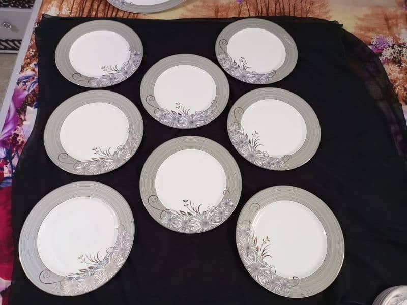 bone china dinner set 1